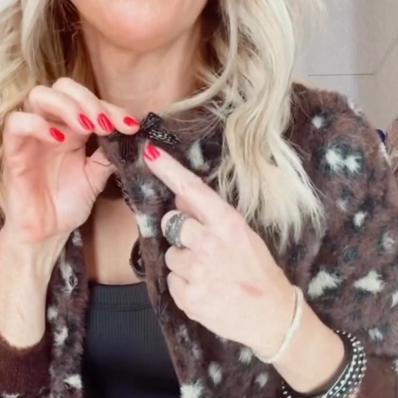 ZARA LEOPARD PRINT FAUX FUR JACQUARD KNIT CARDIGAN With BOW DETAILS NWT - Picture 7 of 13